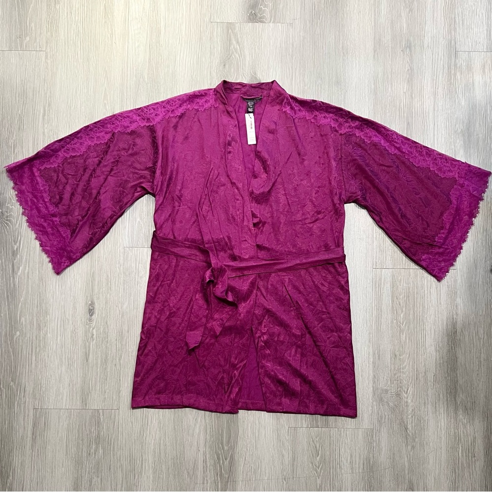 Victoria’s Secret Satin Lace Robe – Plum/Berry – NWT – XS/S
